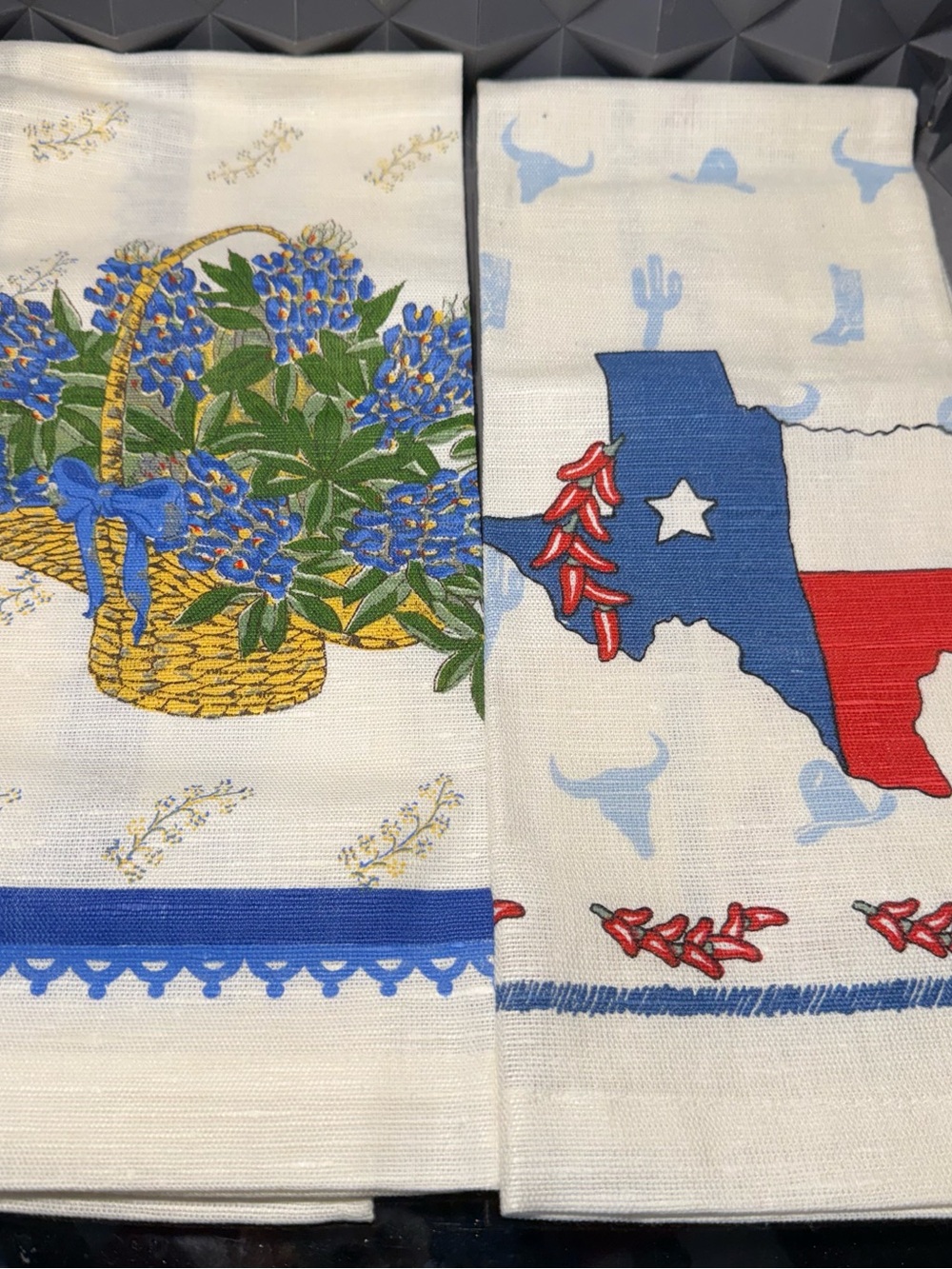 Bluebonnet & Texas Flag Cotton Kitchen tea Towels - Blue, Red, Yellow, Green